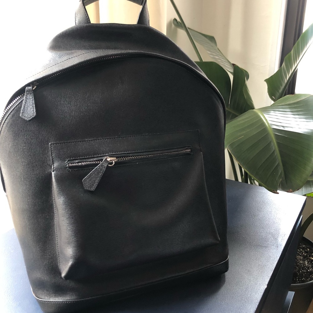 Medium sized leather backpack